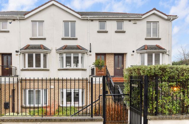 18 Mounttown Villas, Mounttown Road Lower, Glenageary, Co. Dublin, Glenageary, Co. Dublin - Click to view photos