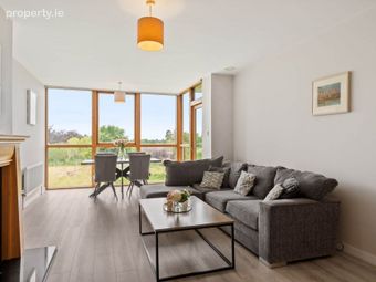 82 The Atrium, Roebuck Hill Apartments, Clonskeagh, Dublin 14, Co. Dublin, Clonskeagh, Dublin 14 - Image 5