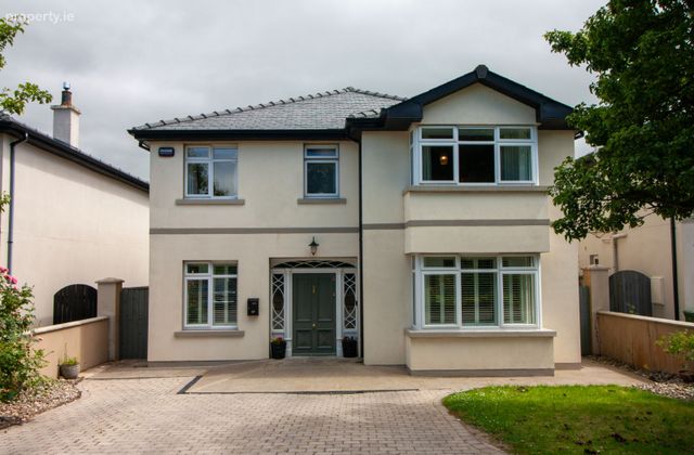 4 Cois Teampaill, Newcastle West, Newcastle West, Co. Limerick - Click to view photos
