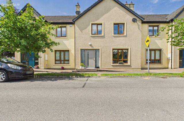 27 Windtown Park, Rathowen, Co. Westmeath, Rathowen, Co. Westmeath - Click to view photos