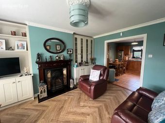 32 Castle Heights, Castletown Road, Dundalk, Co. Louth - Image 2