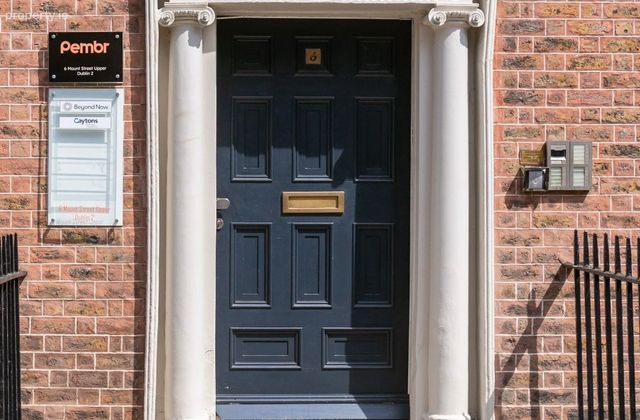 6 Mount Street Upper, Dublin 2 - Click to view photos