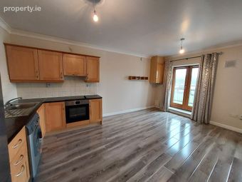 Russell Crescent, Russell Square, Tallaght, Dublin 24 - Image 3