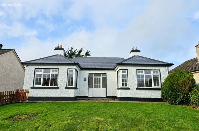 Ballinrobe Road, Castlebar, Co. Mayo - Click to view photos