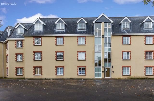 Citywest Golfing Apartments, Saggart, Co. Dublin, Saggart, Co. Dublin - Click to view photos