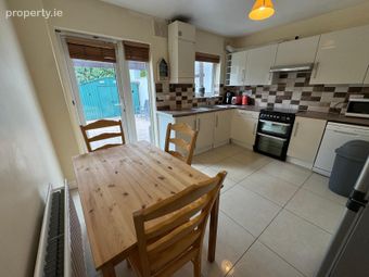 310 Castlecurragh Heath, Mulhuddart, Mulhuddart, Dublin 15 - Image 2
