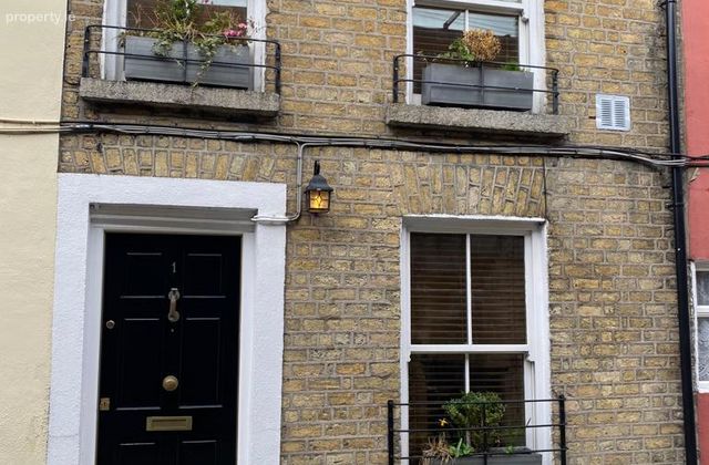 1 Erne Terrace (Rear), Dublin 2 - Click to view photos