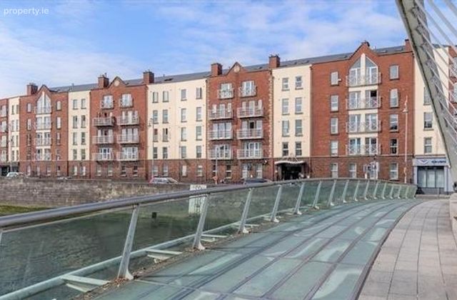 Apartment 114, Clifden Court, Arbour Hill, Dublin 7 - Click to view photos