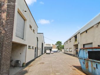 Unit E, Johnstown Lane, Cabinteely, Dublin 18 - Image 4