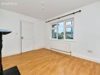 42 Saint Mary's Park, Navan, Co. Meath - Image 4