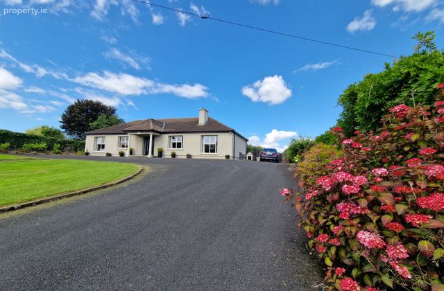 Drominaclara, Pallaskenry, Kilcornan, Co. Limerick - Click to view photos