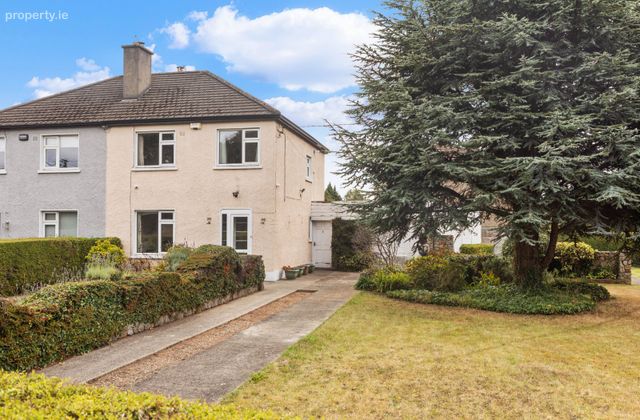 1 Abbey Park, Monkstown, Co. Dublin, Monkstown, Co. Dublin - Click to view photos