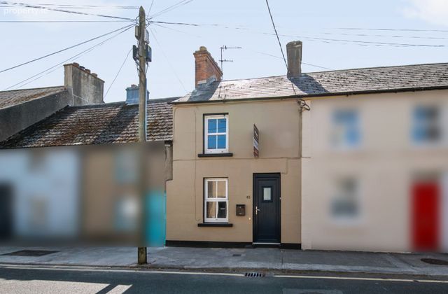 82 Upper John Street, Wexford Town, Co. Wexford - Click to view photos