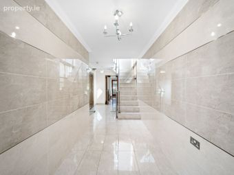 40a Kerrymount Rise, Foxrock, Dublin 18 - Image 2