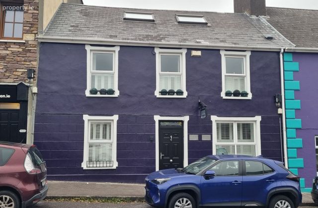 Goat Street, Dingle, Co. Kerry - Click to view photos
