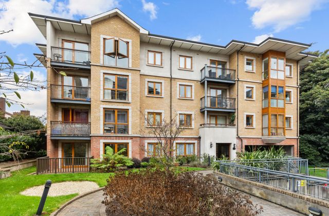 Apartment 86, Glaslyn, Clontarf, Dublin 3 - Click to view photos