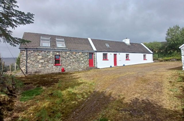 Ahane, Glencar, Glenbeigh, Co. Kerry - Click to view photos