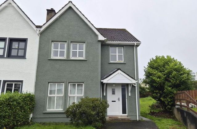 132 Foxhills, Letterkenny, Co. Donegal, Letterkenny, Co. Donegal - Click to view photos
