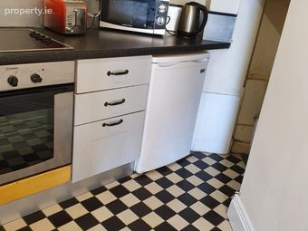 Flat D, 117 Thomas Street, Christchurch, Dublin 8 - Image 5