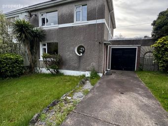 Hillside, 8 Lake Lawn, Ballinlough, Co. Cork - Image 2