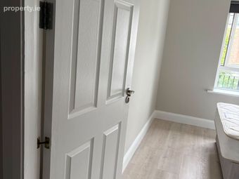 Apartment 31, Roscam House, Roscam, Co. Galway - Image 2