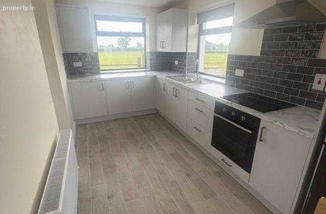 Gaybrook, Mullingar, Co. Westmeath - Click to view photos