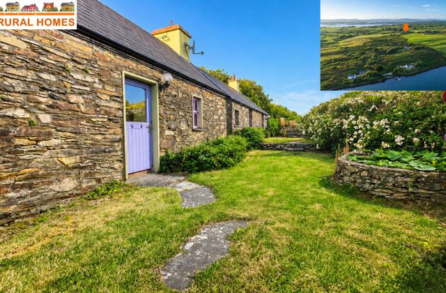 Poulnacalee, Church Cross, Skibbereen, Co. Cork - Click to view photos