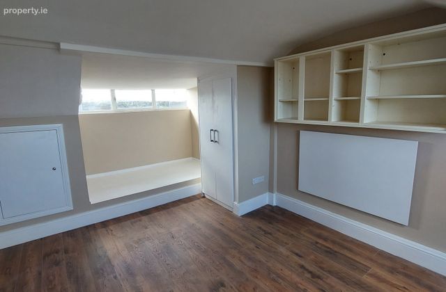 Sherrard Street Lower, Dublin 1 - Click to view photos