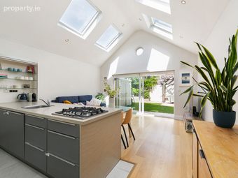 6 Merton Avenue, Dublin 8, South Circular Road, Dublin 8 - Image 5