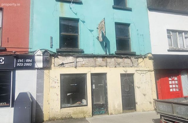 Market Street, Swinford, Swinford, Co. Mayo - Click to view photos