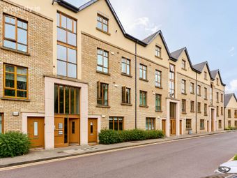 58 Woodbrook Crescent, Castleknock, Dublin 15, Co. Dublin, Castleknock, Dublin 15