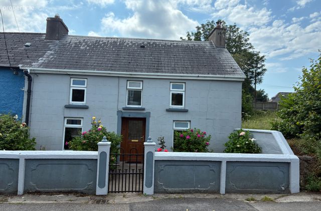 Rossmore, Mill Road, Bandon, Co. Cork - Click to view photos