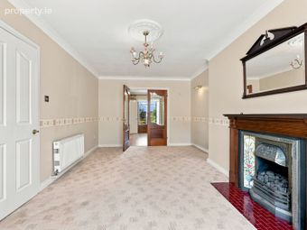 28 Ashbrook, Howth Road, Clontarf, Dublin 3 - Image 3