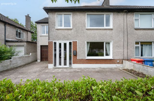 42 Clashduv Estate, Cork, Glasheen, Co. Cork - Click to view photos