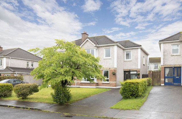 21 The Drive, Lakepoint Park, Mullingar, Co. Westmeath - Click to view photos