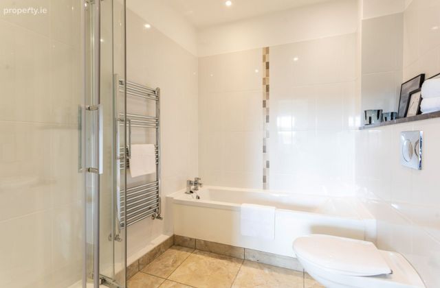 2 Bedroom Apartment, Johnstown Rd, Cabinteely, Dublin 18 - Click to view photos