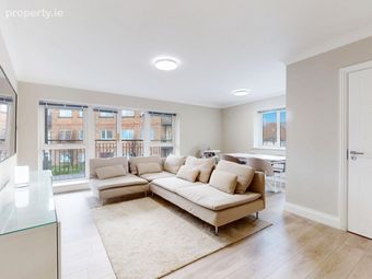 82 Carrigmore Crescent, Citywest, Co. Dublin - Image 2