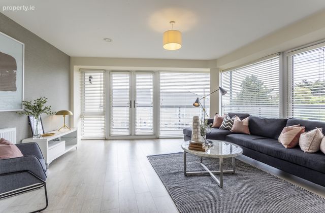 3 Bedroom Penthouse Apartment, Honeypark, Dun Laoghaire, Co. Dublin - Click to view photos