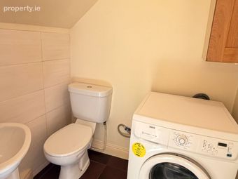 5 Chestnut Mews, Cluain Ard, Cobh, Co. Cork - Image 4