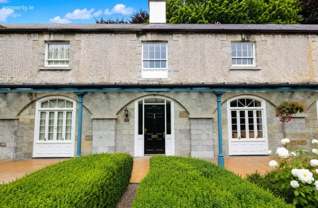 Rosses Point, 604 Fountain Courtyard, The K Club, Straffan, Co. Kildare - Click to view photos