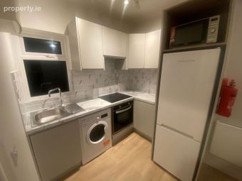 Clontarf Avenue, Clontarf, Dublin 3 - Image 2