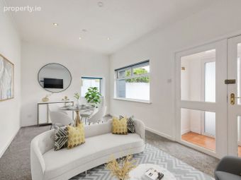 Apartment 2 Gledswood Mews (2 Bed And 2 Attic Rooms) , Bird Avenue, Clonskeagh, Dublin 14 - Image 3