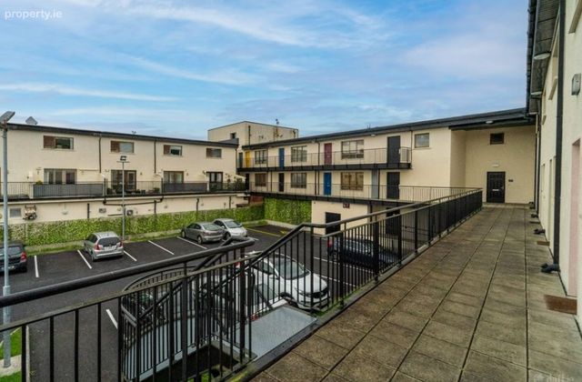 34 Montpelier Court, Tallaght, Dublin 24, Tallaght, Dublin 24 - Click to view photos