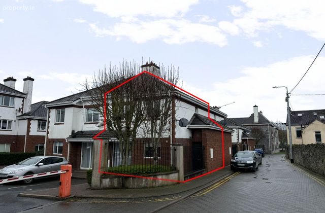 7 Castle Court, Clancy's Strand, Thomondgate, Co. Limerick - Click to view photos