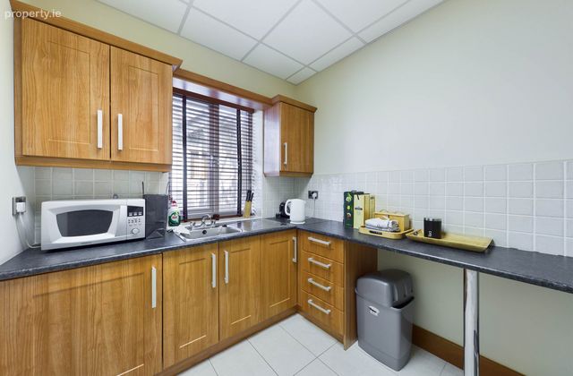 Park House, Main Street, Roscommon, Co. Roscommon, Roscommon Town, Co. Roscommon - Click to view photos