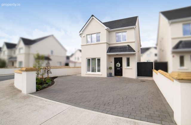 190 Clonmore, Ballyviniter, Mallow, Co. Cork - Click to view photos