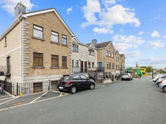 3 Roseville Court, Dublin Road, Bray, Co. Wicklow - Image 2
