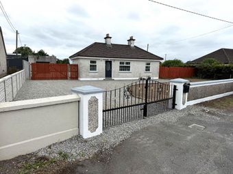 Castle Avenue, Borris In Ossory, Portlaoise, Co. Laois, Pike of Rush Hall, Co. Laois