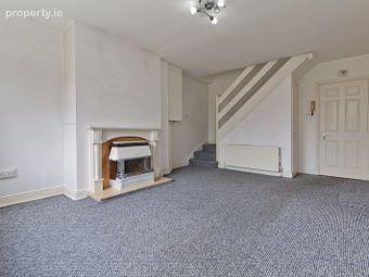 1 Monaloe Court, Deansgrange, Blackrock, Cabinteely, Dublin 18 - Image 2