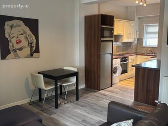 Cherry House, Mespil Estate, Ballsbridge, Dublin 4 - Image 2